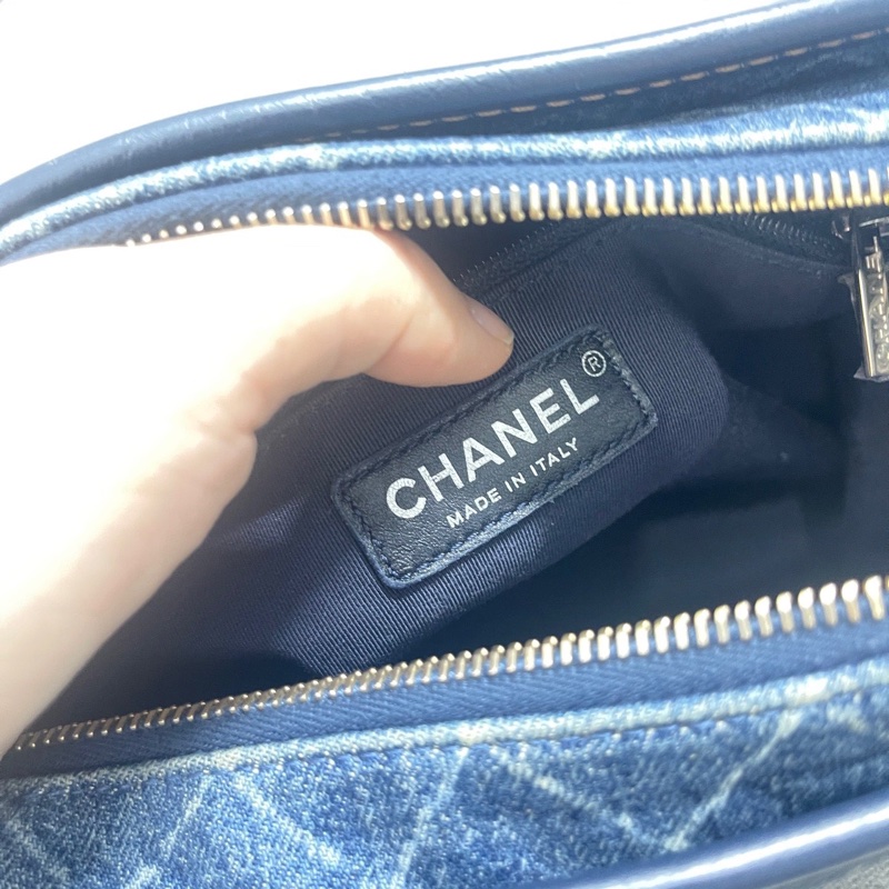 香奈兒Chanel流浪牛仔中號肩背包-8