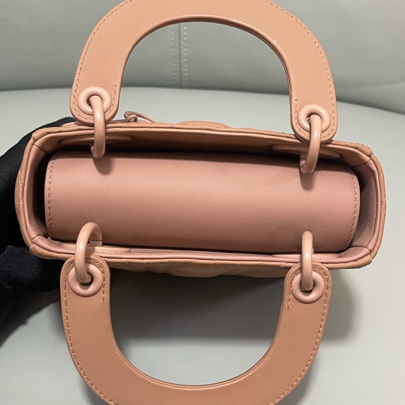 Dior迪奧奶茶色磨砂三格戴妃手提單肩斜挎包-4