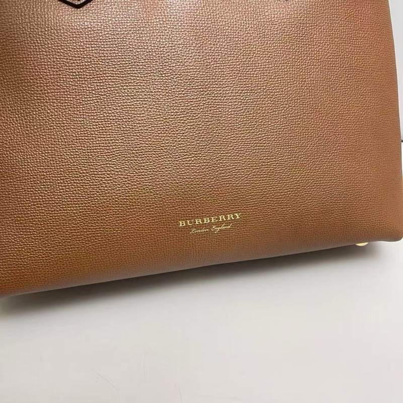 Burberry巴寶莉 Banner中號焦糖色格紋班納包-7