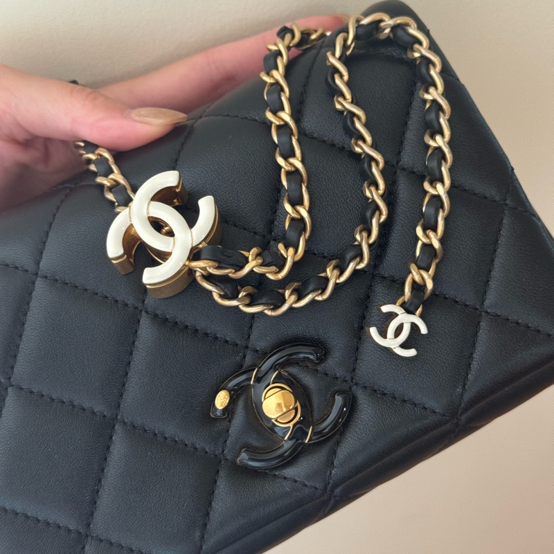 Chanel mini flip bag 迷你垂蓋手袋cc調節扣-4