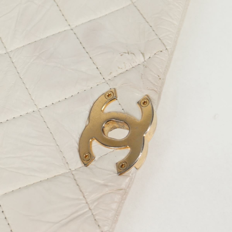 【日本直送】香奈兒鏈條肩背包 漆皮 白色 金色 CC 標誌 Auth 118910A-8