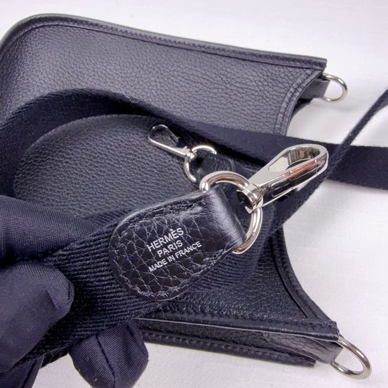 98新Hermes愛馬仕黑銀mini evelyn迷你伊芙琳黑銀單肩斜挎包-4