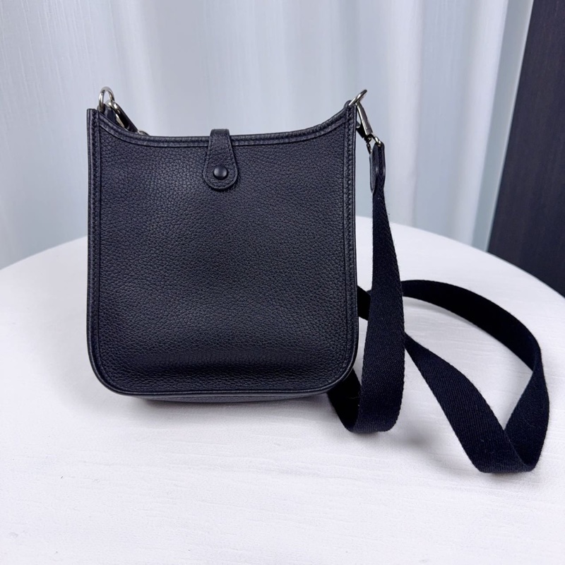 98新Hermes愛馬仕黑銀mini evelyn迷你伊芙琳黑銀單肩斜挎包-6