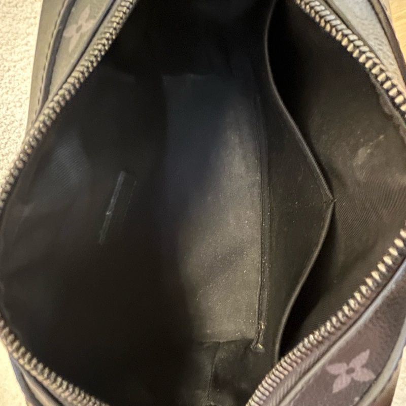 LV黑色老花 Soft Trunk 軟盒子包 芯片-18