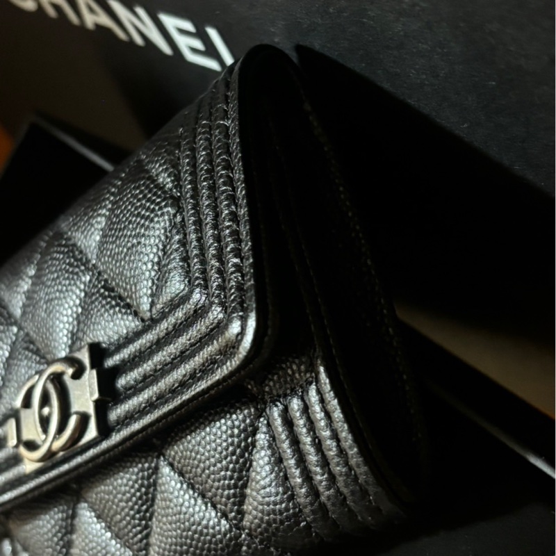 🎄聖誕節禮物🎁Boy Chanel 經典黑銀色卡包-2