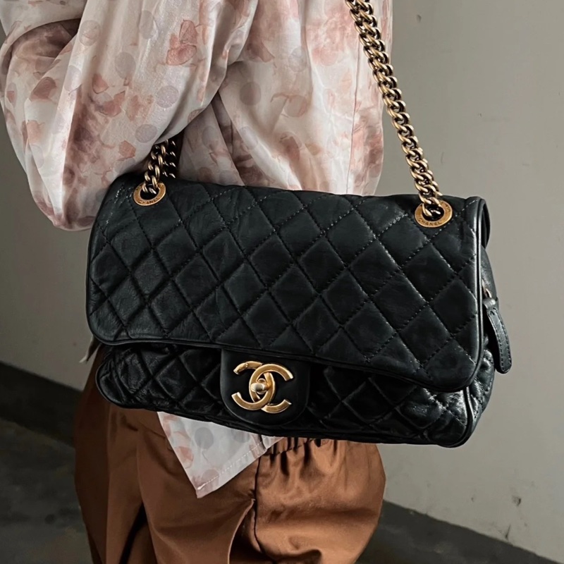 全網最低價🤩Lv黑金褶皺荔枝牛皮機場口蓋包鏈條斜挎單肩包-6