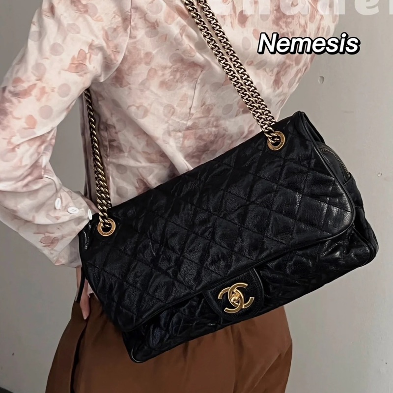 全網最低價🤩Lv黑金褶皺荔枝牛皮機場口蓋包鏈條斜挎單肩包-8