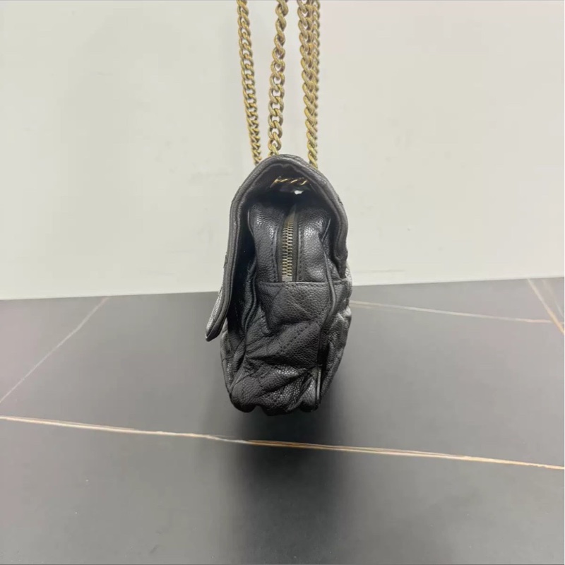 全網最低價🤩Lv黑金褶皺荔枝牛皮機場口蓋包鏈條斜挎單肩包-19