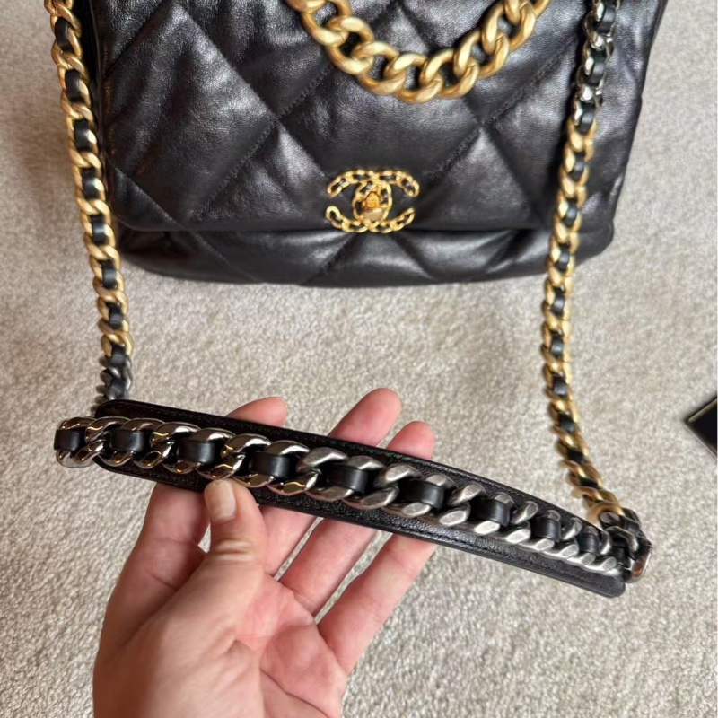 香奈兒CHANEL 19 中號30cm 黑金-4