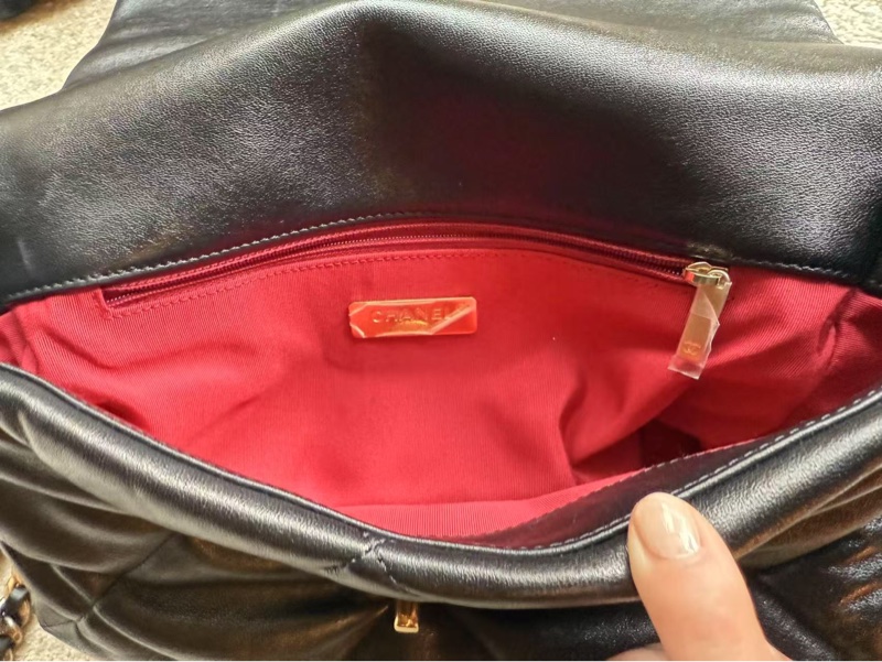 香奈兒CHANEL 19 中號30cm 黑金-17
