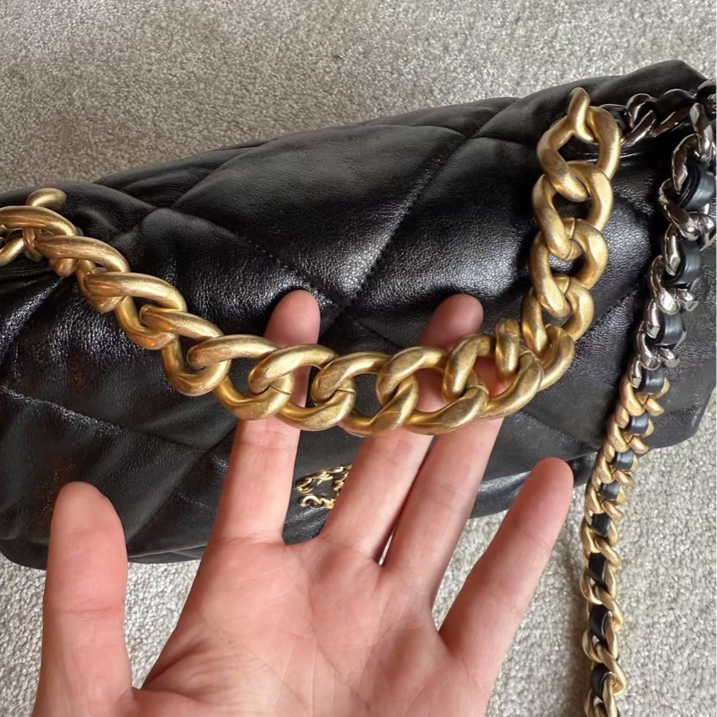 香奈兒CHANEL 19 中號30cm 黑金-21
