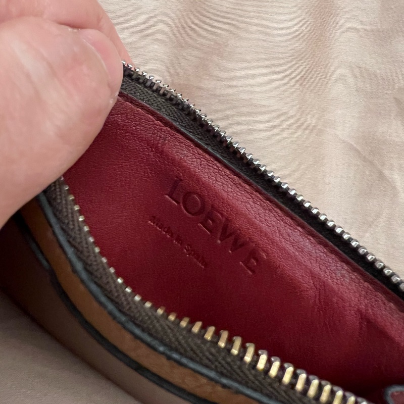 LOEWE 羅威 粒面牛皮拼色卡方 卡片夾/零錢鑰匙包-12