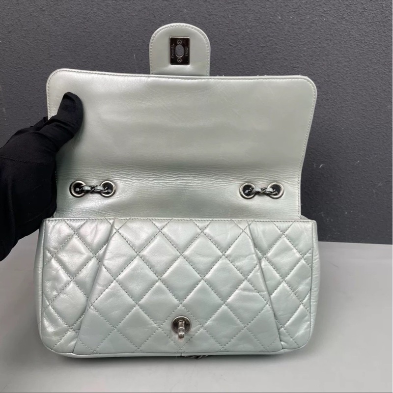 限量出售🈶購證🤩Chanel薄荷珠光銀扣cf系列鏈條單肩斜挎口蓋包🫧-12