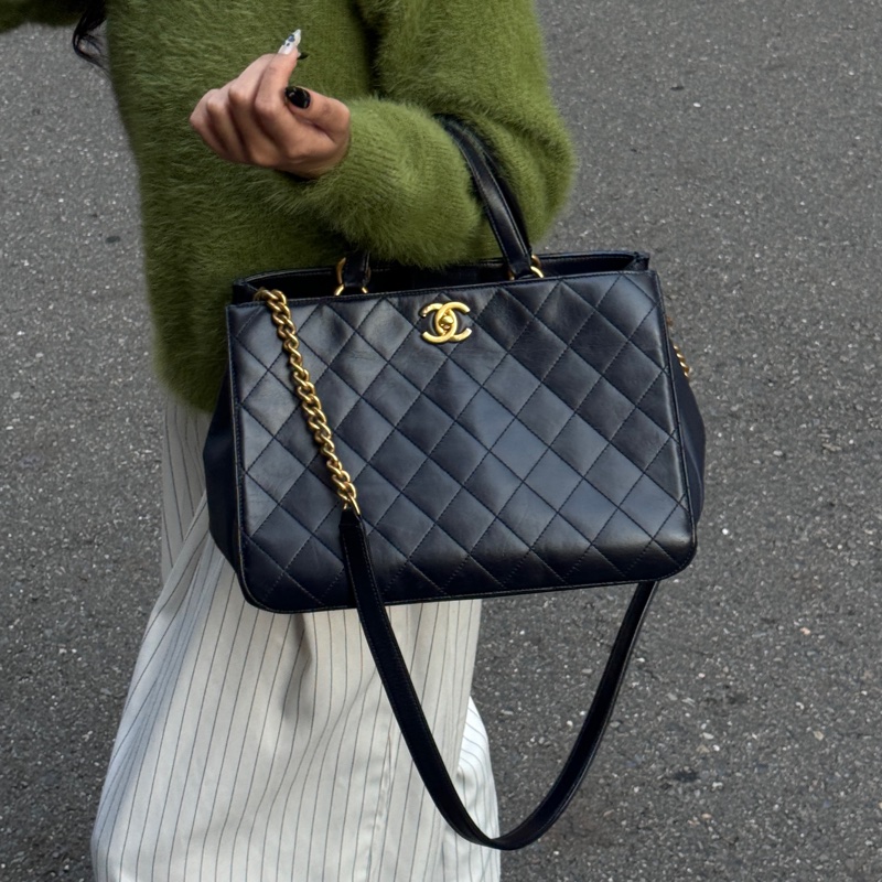 （極新 超稀有！） Chanel 皺紋牛皮 托特+斜背包 專櫃30萬！-0