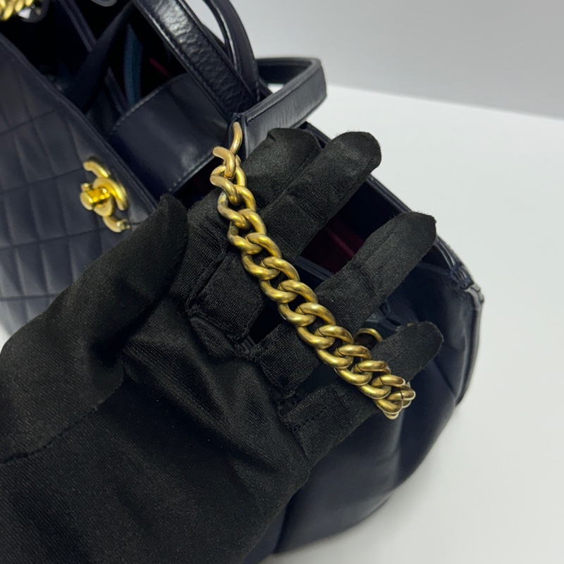 （極新 超稀有！） Chanel 皺紋牛皮 托特+斜背包 專櫃30萬！-13