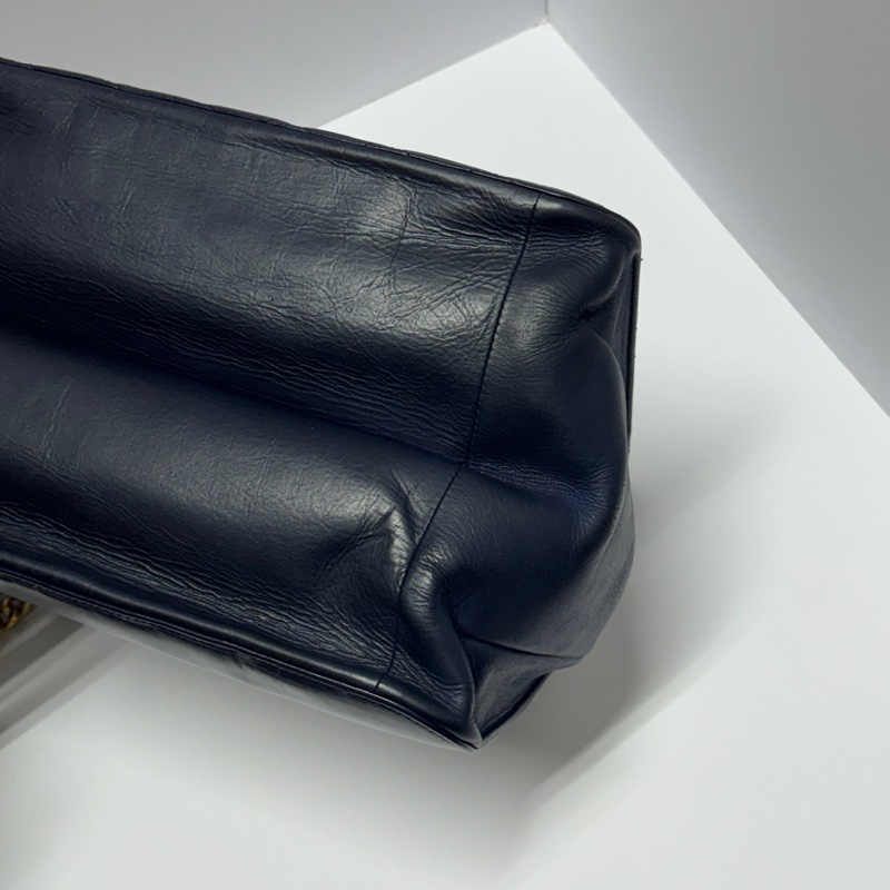 （極新 超稀有！） Chanel 皺紋牛皮 托特+斜背包 專櫃30萬！-15