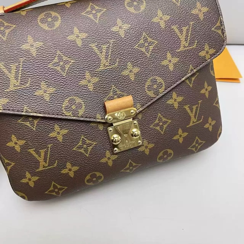 新款芯片款！Louis Vuitton 老花郵差包-2