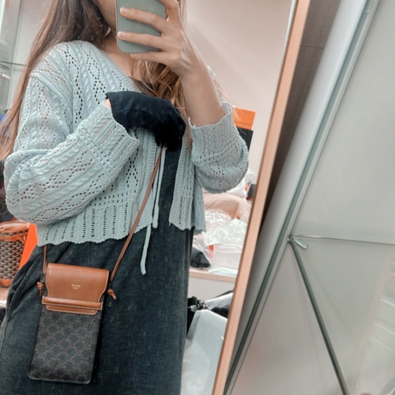 Celine 老花手機包-7