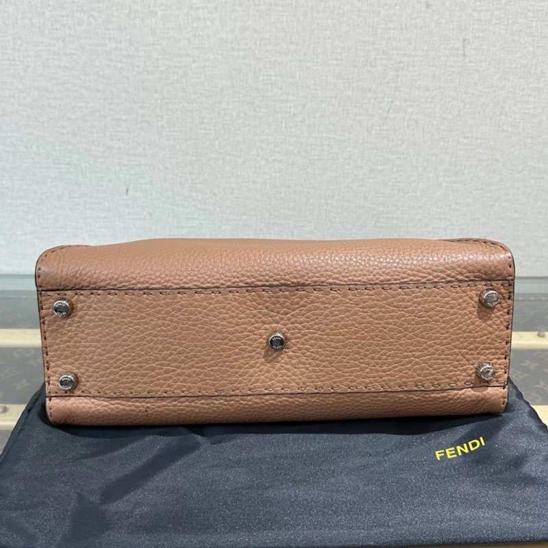 FENDI Peekaboo焦糖色銀扣外縫線手提肩背包 34*25*13 98新配件塵袋-3