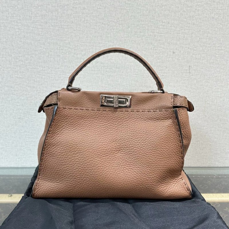 FENDI Peekaboo焦糖色銀扣外縫線手提肩背包 34*25*13 98新配件塵袋-5
