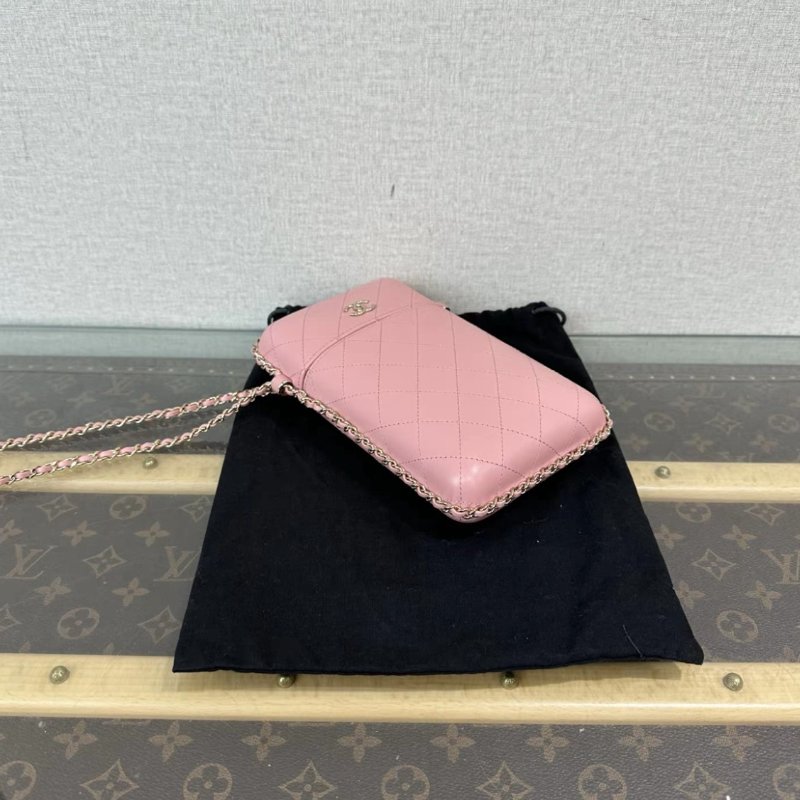 CHANEL 粉金菱格紋膠囊肩背斜背手機包 12*21*2 99新配件塵袋吊牌保卡-2
