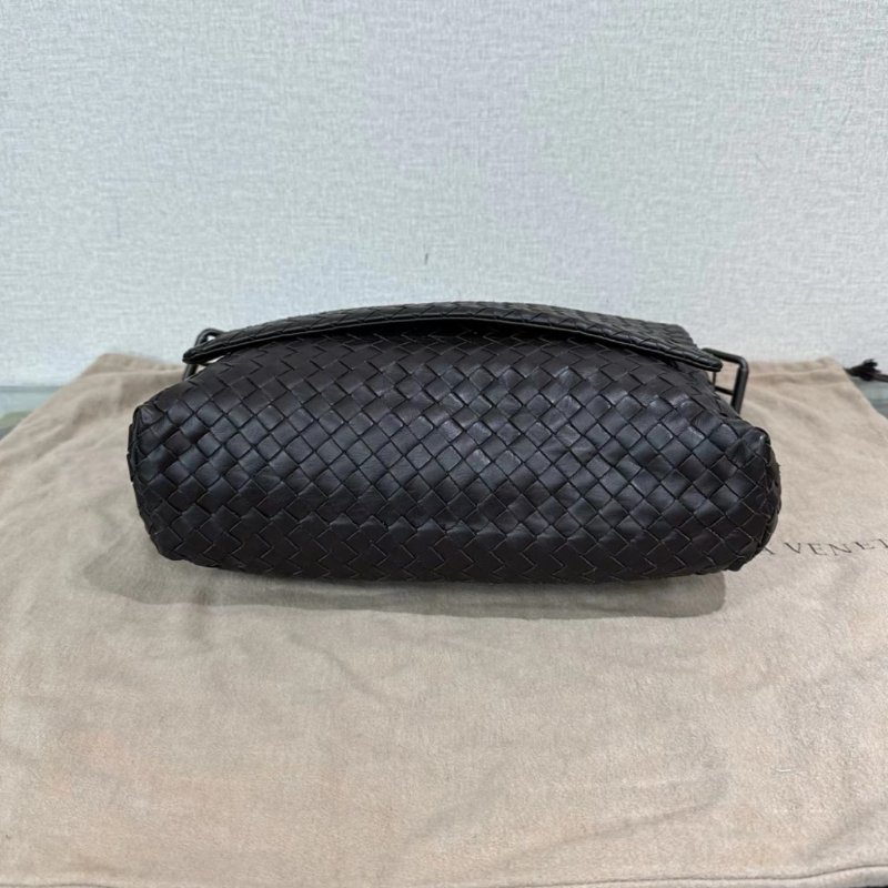 BV棕色編織肩背斜背包郵差包 30*31*7.5 99新配件塵袋-4