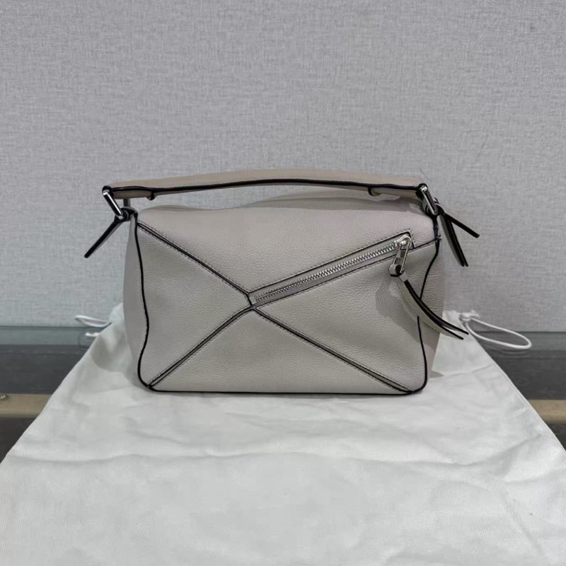 LOEWE 灰色小號拼圖手提肩背斜背包 25*15*10 99新配件塵袋-5