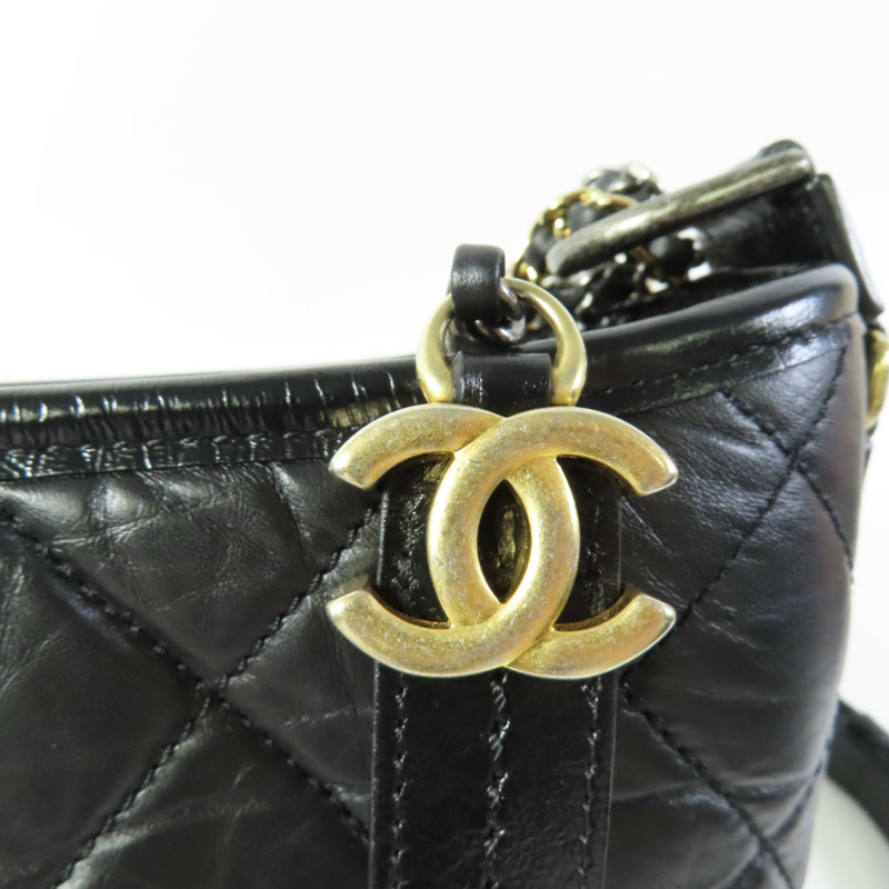 CHANEL 牛皮皮革Gabrielle Medium鏈帶肩背袋-12