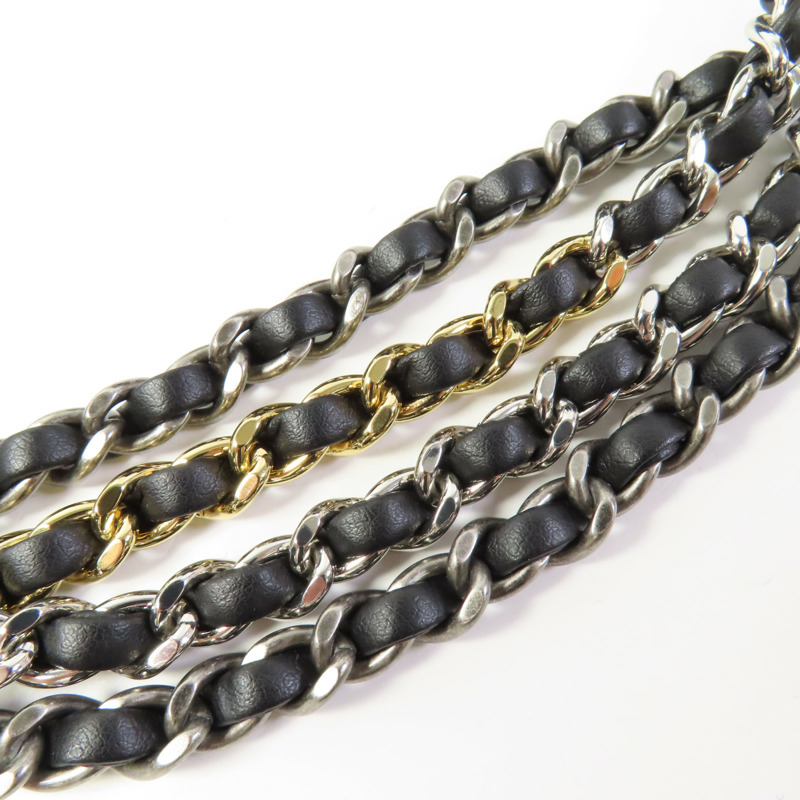 CHANEL 牛皮皮革Gabrielle Medium鏈帶肩背袋-13