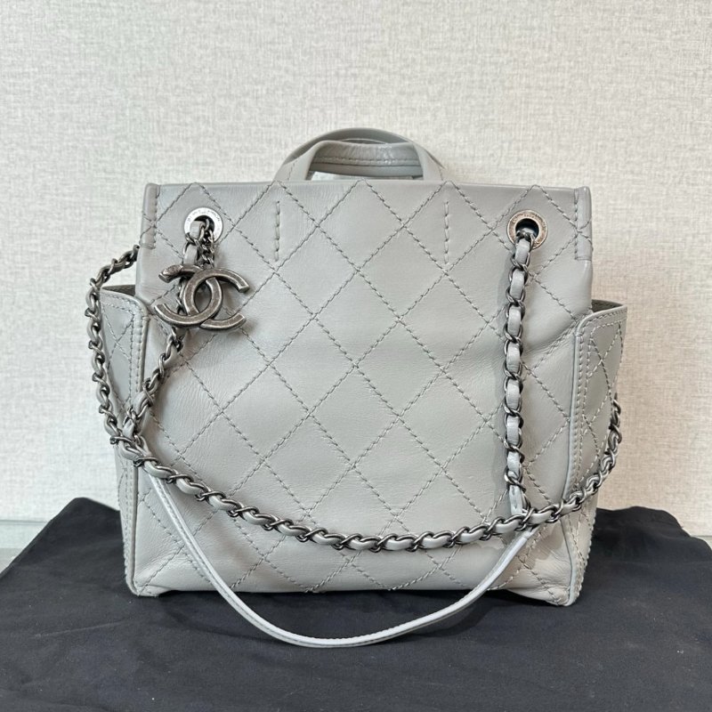 CHANEL 灰色銀扣菱格紋手提托特包 26*24*11 98新配件塵袋-0