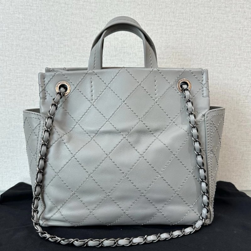 CHANEL 灰色銀扣菱格紋手提托特包 26*24*11 98新配件塵袋-5
