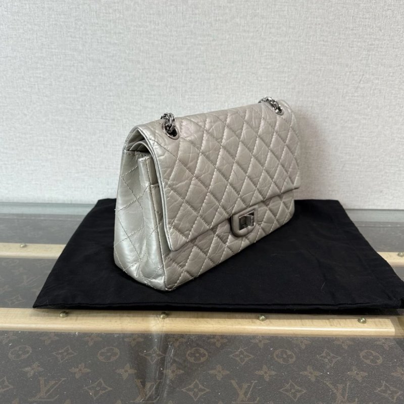 CHANEL 銀扣2.55中號肩背斜背鏈條包28*18*8 99新配件塵袋保卡-1