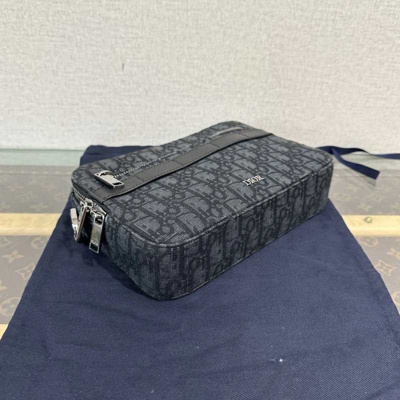 DIOR 帆布拼皮刺繡老花郵差肩背斜背包 22*15*6 99新 配件盒子塵袋-2