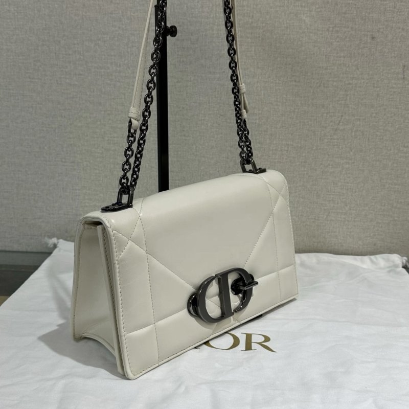 DIOR 白色藤格紋蒙田30肩背斜背鏈條包 25*16*9 99新配件塵袋-1