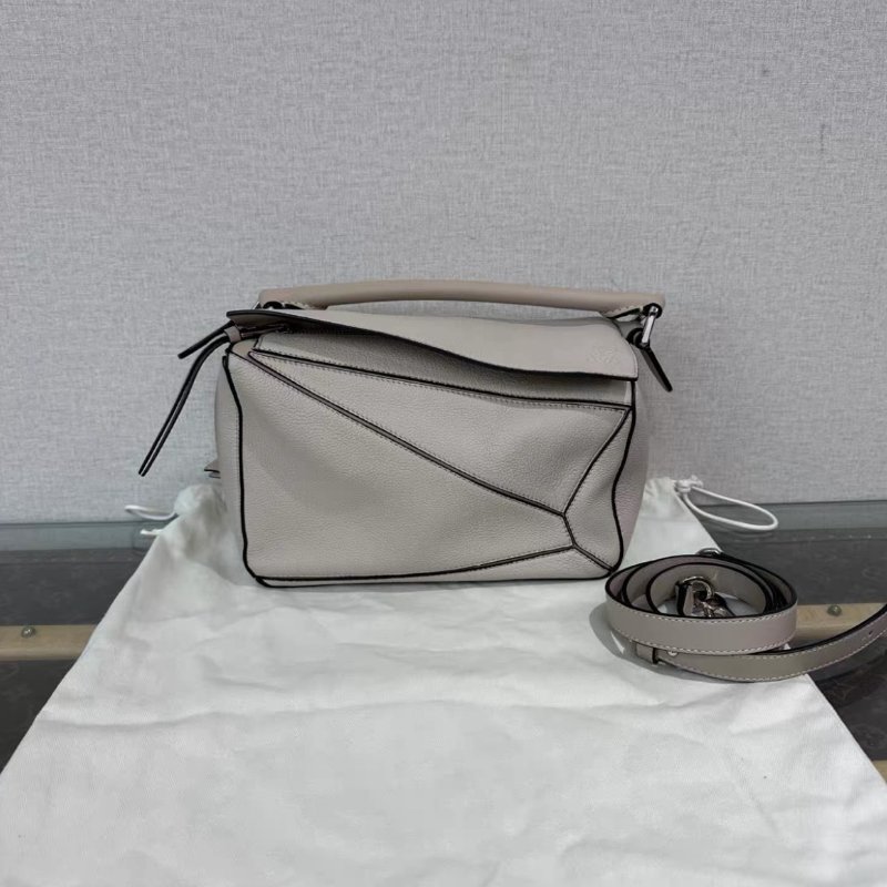 LOEWE 灰色小號拼圖手提肩背斜背包 25*15*10 99新配件塵袋-0