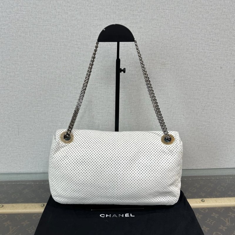 CHANEL 2.55白色鏤空法棍肩背鏈條包 29*13*13 99新配件塵袋卡册保卡-2