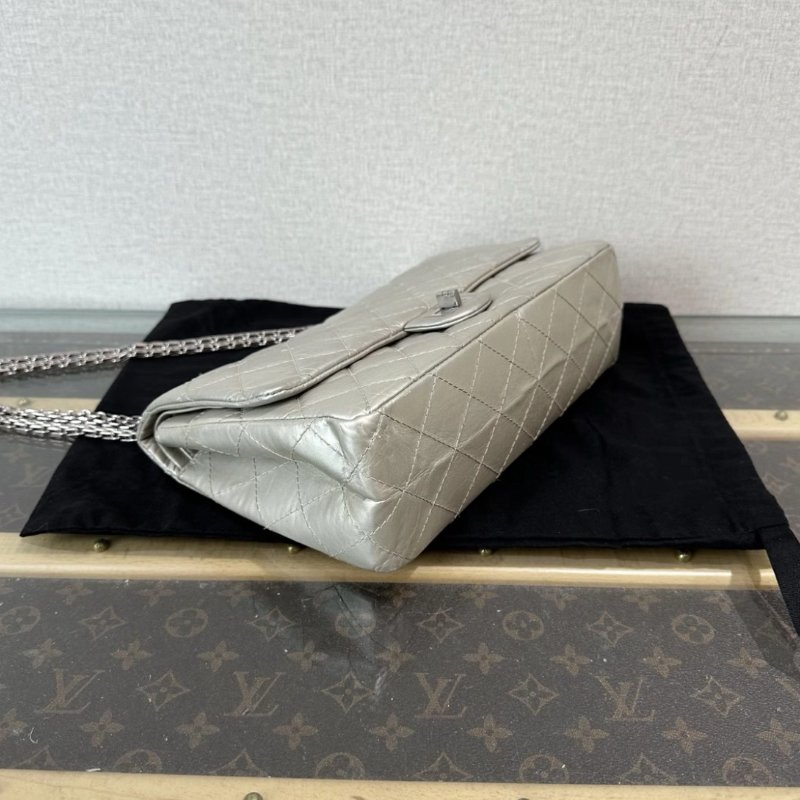 CHANEL 銀扣2.55中號肩背斜背鏈條包 28*18*8 99新配件塵袋保卡-3