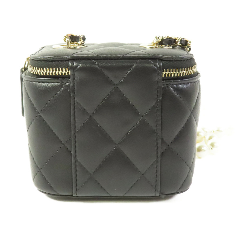 CHANEL 羊皮皮革Mini Vanity Case金扣肩背袋-1
