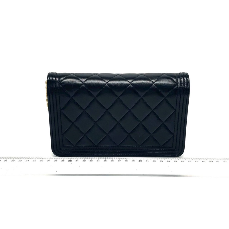 CHANEL BOY WALLET ON CHAIN-3