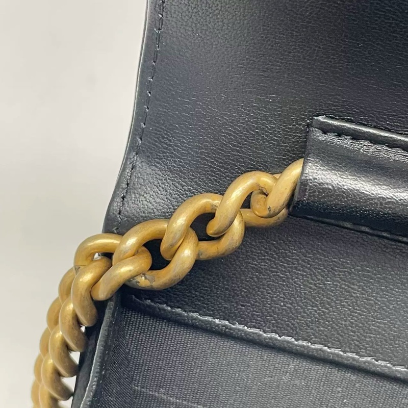 CHANEL BOY WALLET ON CHAIN-13
