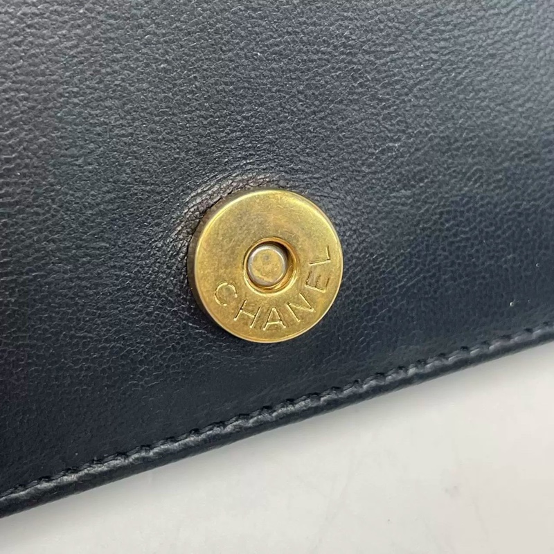 CHANEL BOY WALLET ON CHAIN-29