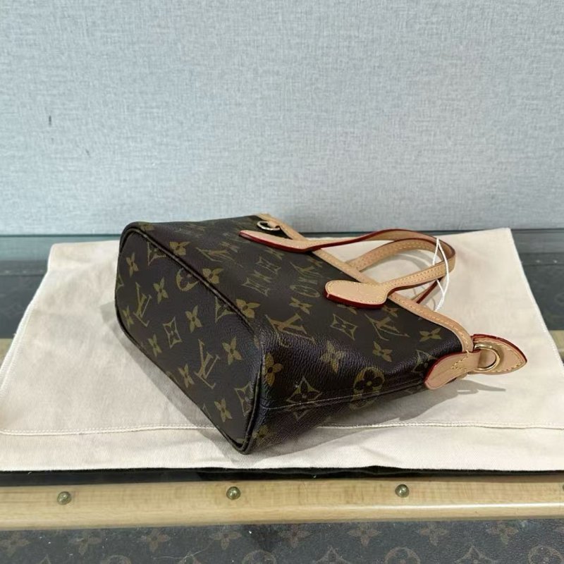 ✨LV 芯片款老花neverfull BB 17*15*9 99新 配件塵袋-1