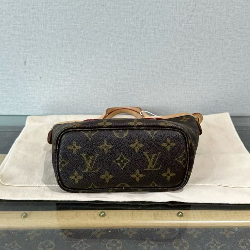 ✨LV 芯片款老花neverfull BB 17*15*9 99新 配件塵袋-2