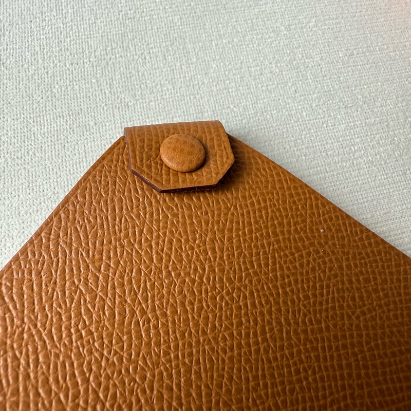 Epsom Tarmac PM Passport 金棕色護照夾-2