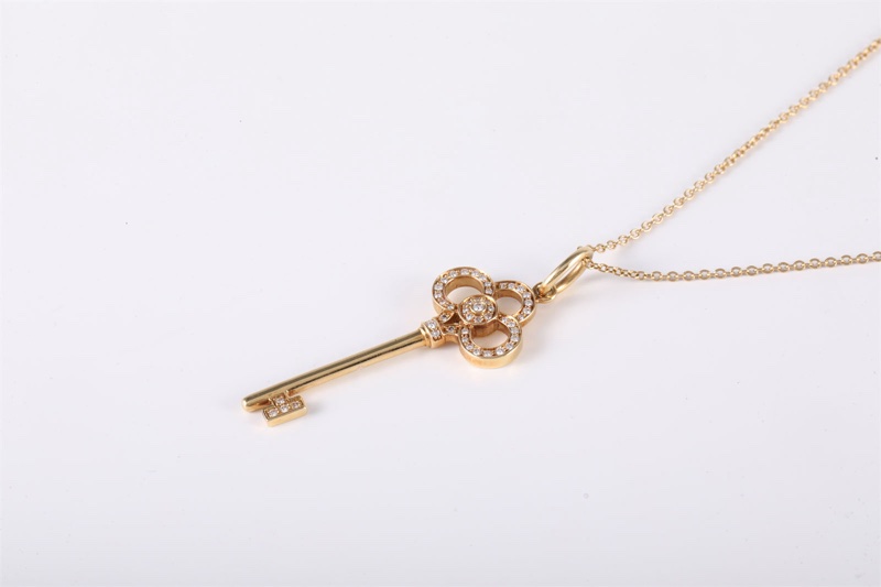 TIFFANY&CO(蒂芙尼) Tiffany Keys 皇冠鑰匙項鏈 中號 3.8cm 半鑽 18K黃金 項鏈 黃金-1