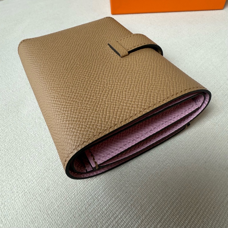 HERMES Bearn雙色雙摺短夾-16