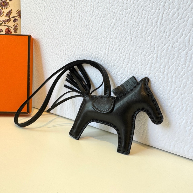 Hermes 黑馬掛件 Z刻-2