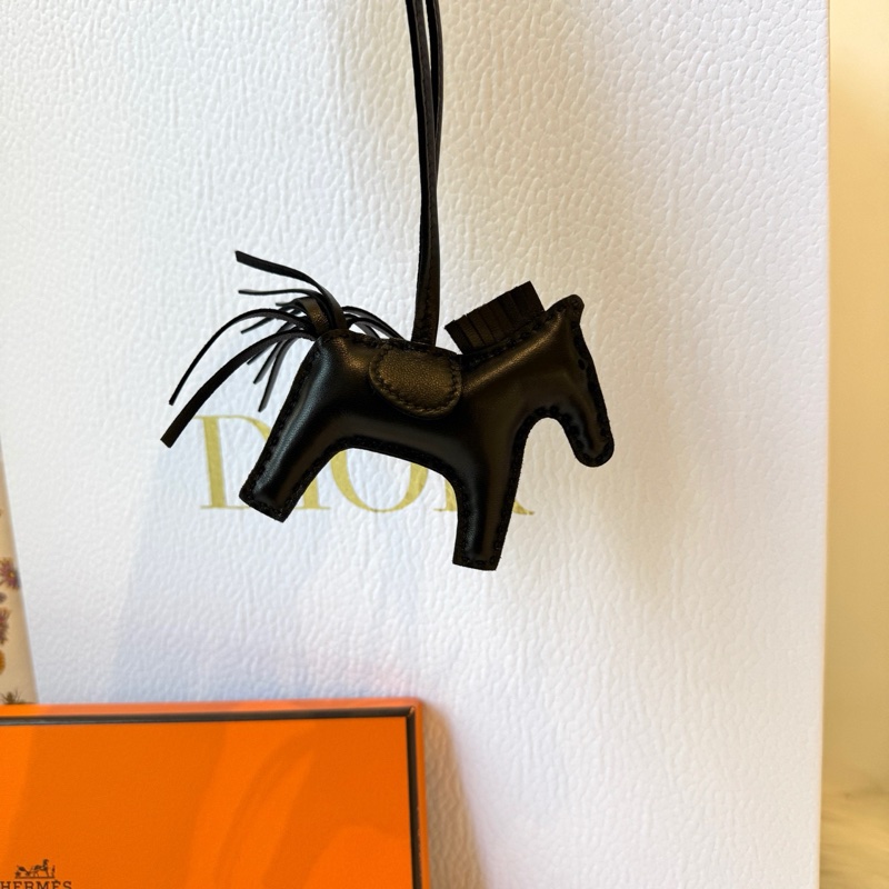 Hermes 黑馬掛件 Z刻-5