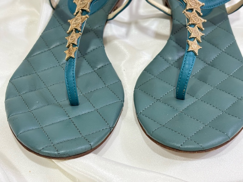 Chanel 星星金幣涼鞋 莫蘭迪綠-3