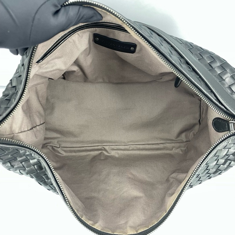 BV葆蝶家編織款飯盒包黑色 尺寸約32*24*15cm-7